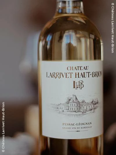 Château Larrivet Haut-Brion 2022 - Weiss Ein Karton Mit 12 1/2 Flaschen (37,5cl) 1 Château Larrivet Haut-Brion 2022 - Weiss Ein Karton Mit 12 1/2 Flaschen (37,5cl)