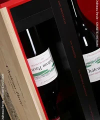 Château Pavie : La Collection Aliénor 2017 Eine Kiste Mit 1 Flasche, 1 Magnum, 1 Doppelmagung, 1 Imperiale